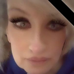 Meet your Posher, Pamala